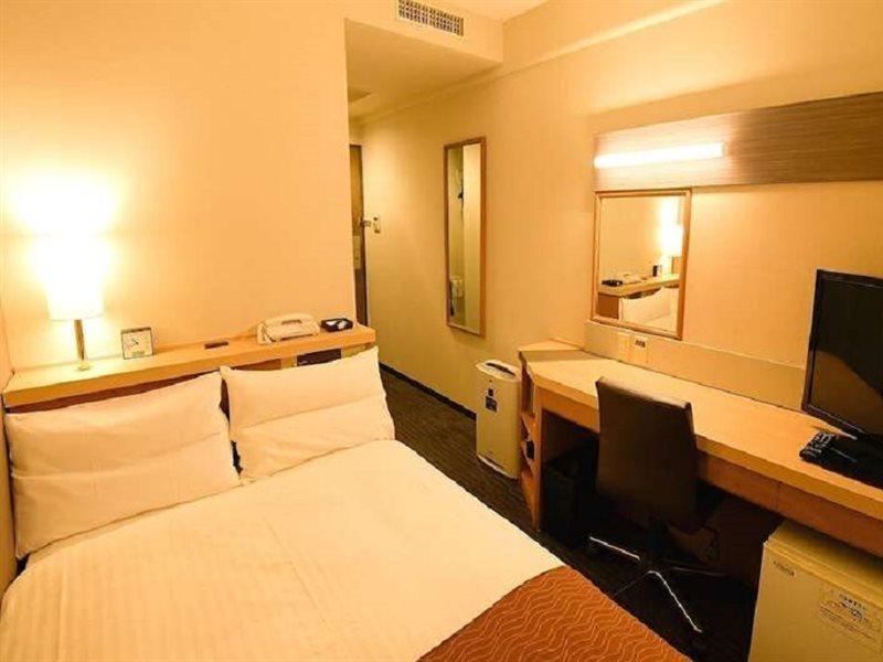 Via Inn Shin Osaka West מראה חיצוני תמונה