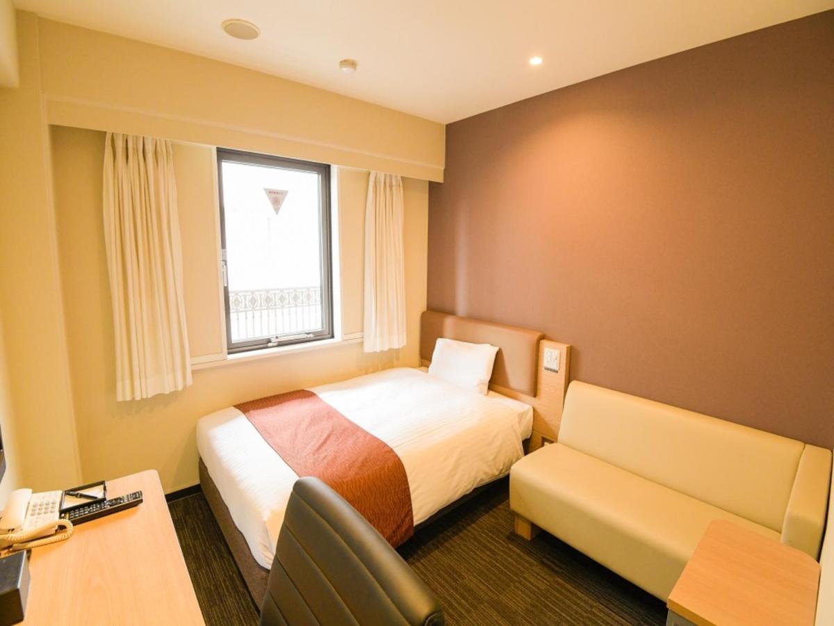 Via Inn Shin Osaka West מראה חיצוני תמונה