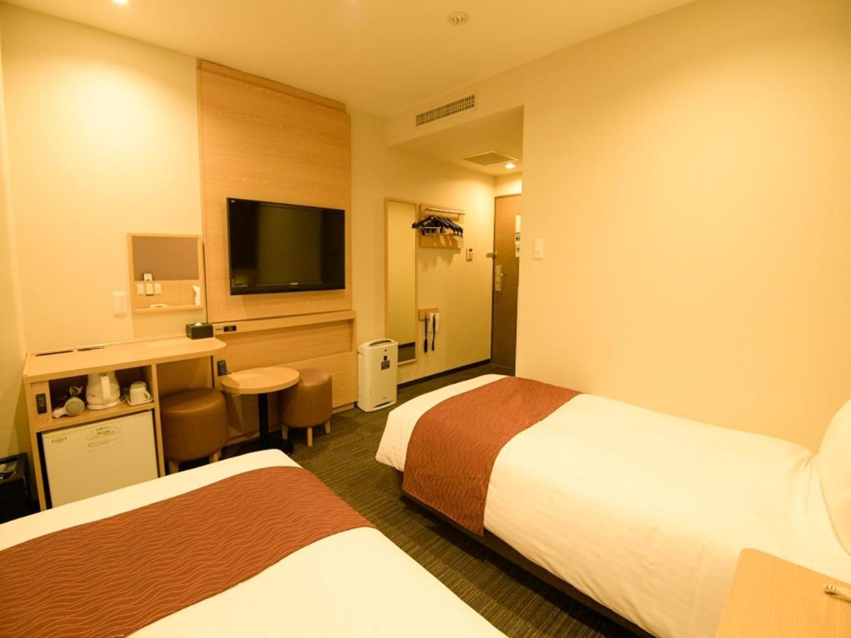 Via Inn Shin Osaka West מראה חיצוני תמונה