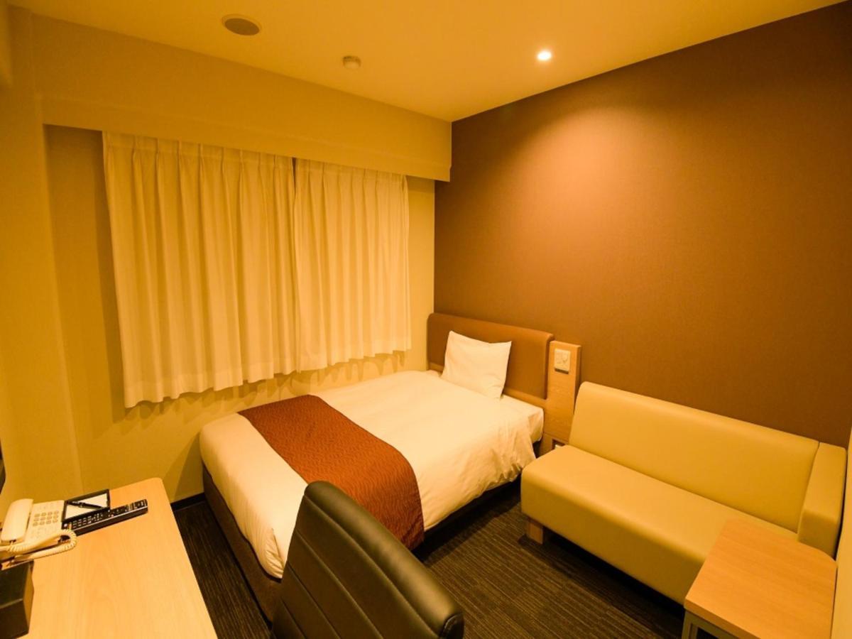 Via Inn Shin Osaka West מראה חיצוני תמונה