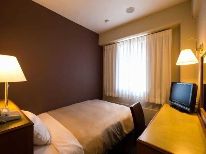 Via Inn Shin Osaka West מראה חיצוני תמונה